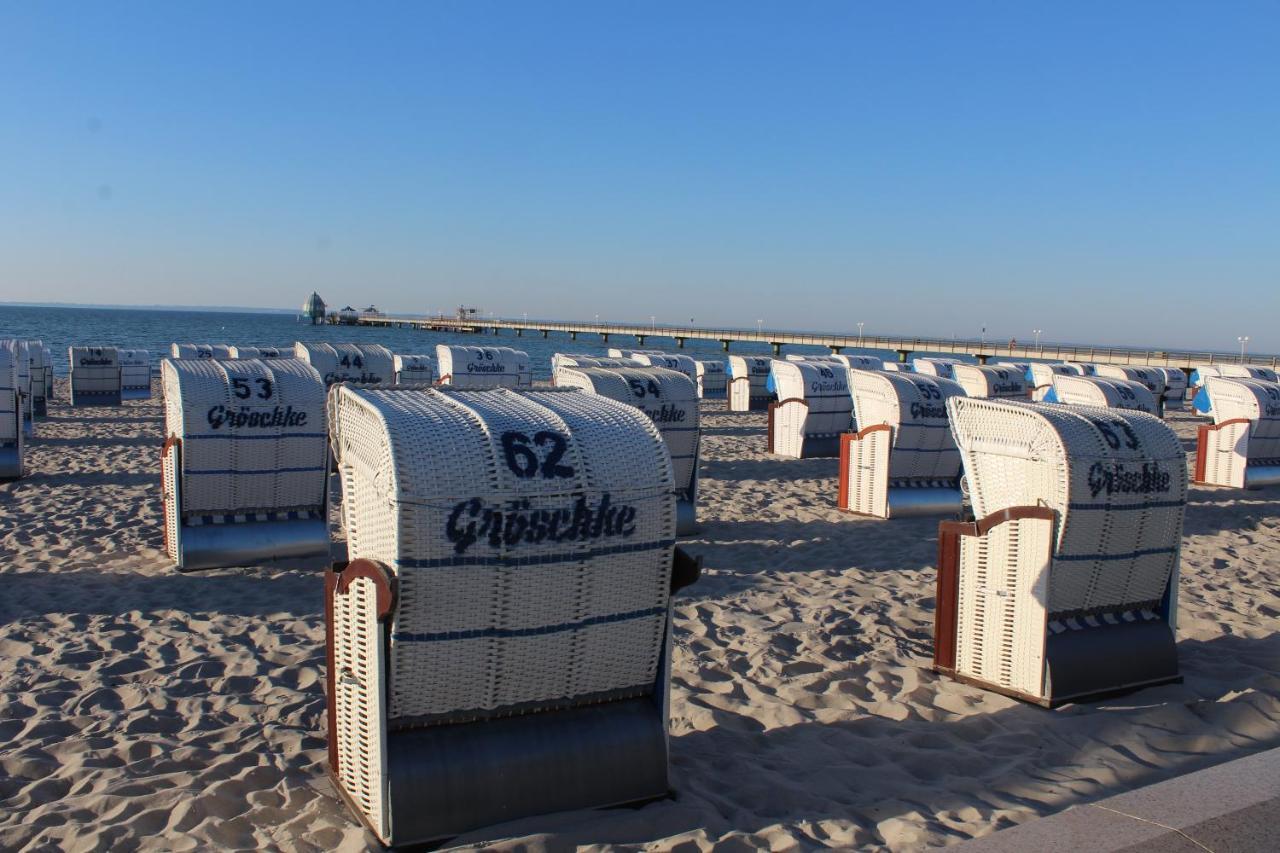 Ferienwohnungen Im Haus Strandburg Groemitz Ngoại thất bức ảnh