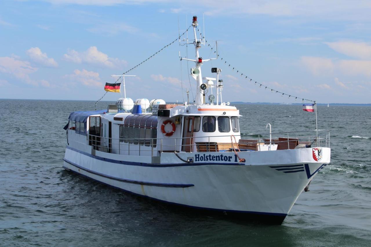 Ferienwohnungen Im Haus Strandburg Groemitz Ngoại thất bức ảnh