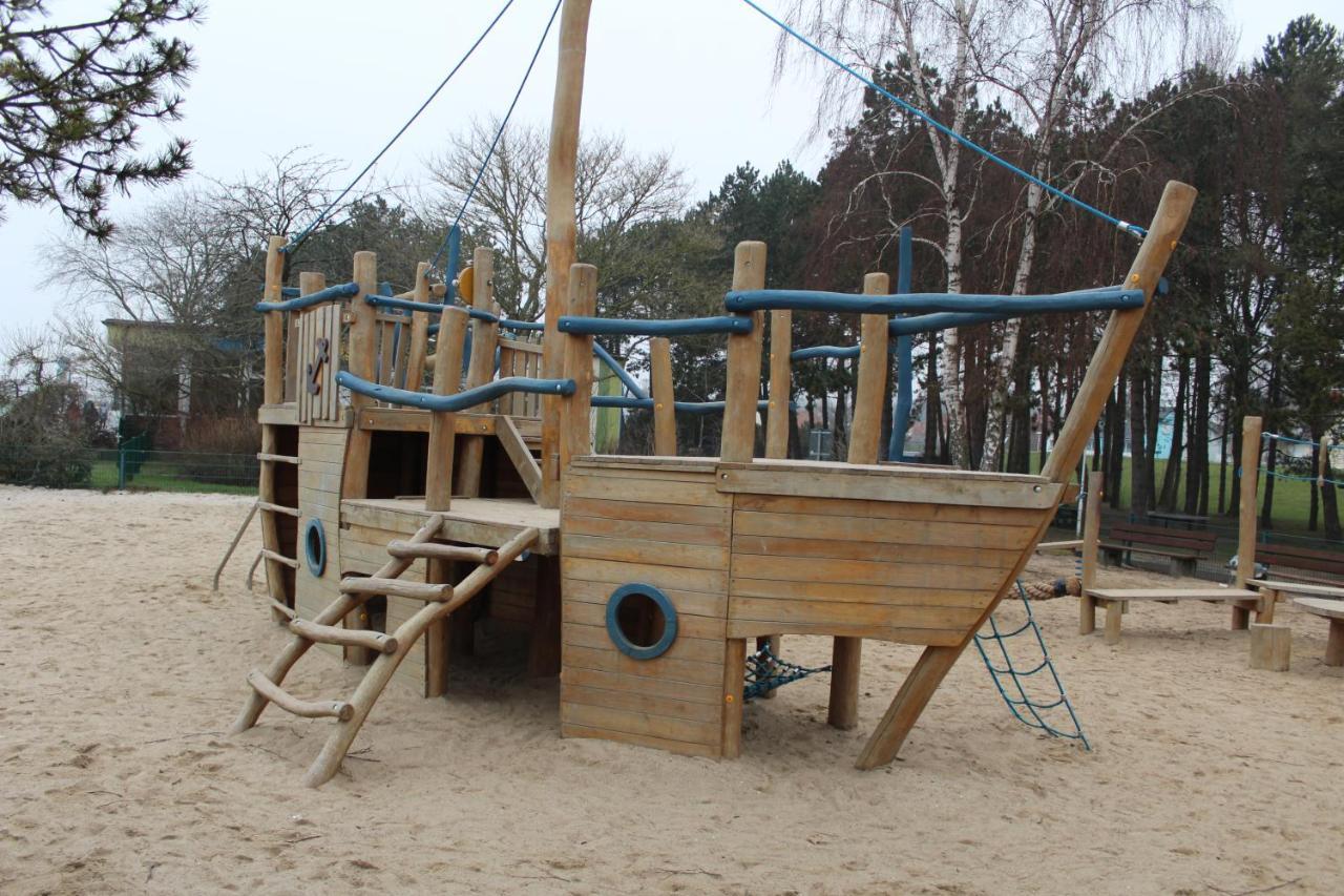 Ferienwohnungen Im Haus Strandburg Groemitz Ngoại thất bức ảnh